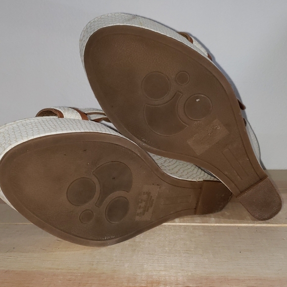 White wedge sandals - 255 - Picture 12 of 13